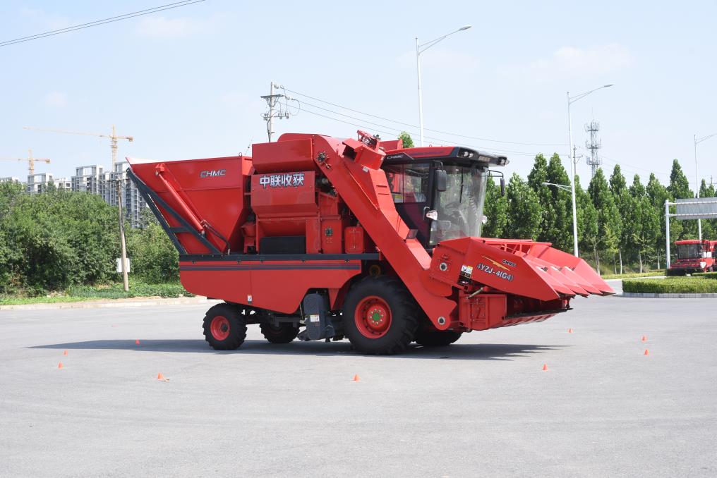 中联收获4YZJ-4(G4)自走式玉米穗茎收获机